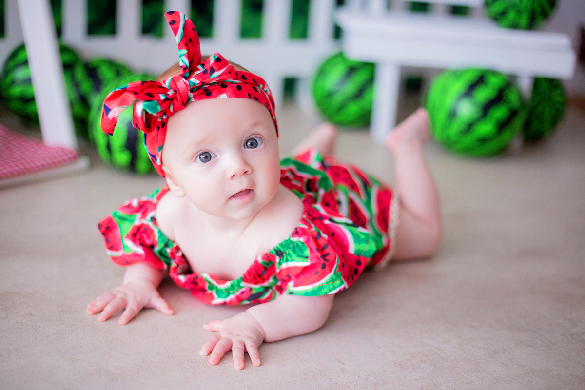 acompanhamento mensal de bebe caxias do sul figurino cenario tematico  personagem foto infantil serra gaucha fotografia familia mundo azul rosa ensaio fotografico crianca newborn baby menino menina smash the cake esmague o bolo banheira urso circo