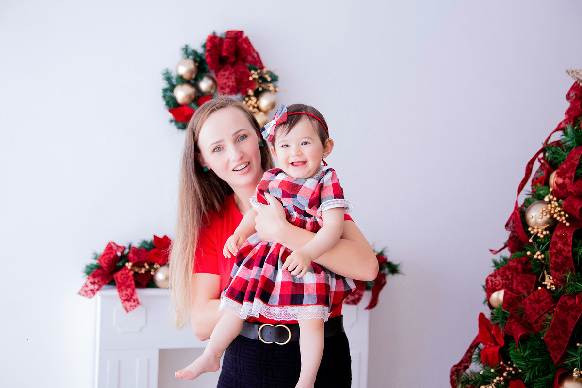 acompanhamento mensal de bebe caxias do sul figurino cenario tematico  personagem foto infantil serra gaucha fotografia familia mundo azul rosa ensaio fotografico crianca newborn baby menino menina smash the cake esmague o bolo banheira urso circo