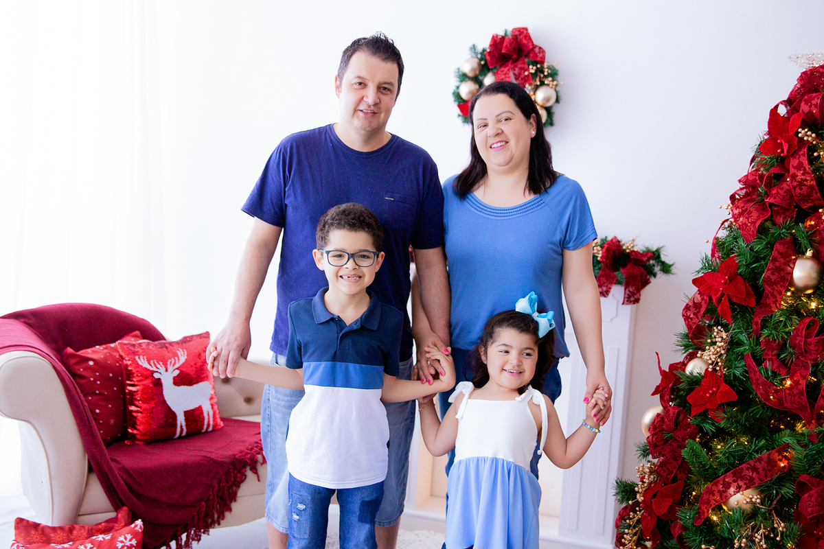 acompanhamento mensal de bebe caxias do sul figurino cenario tematico  personagem foto infantil serra gaucha fotografia familia mundo azul rosa ensaio fotografico crianca newborn baby menino menina smash the cake esmague o bolo banheira urso circo