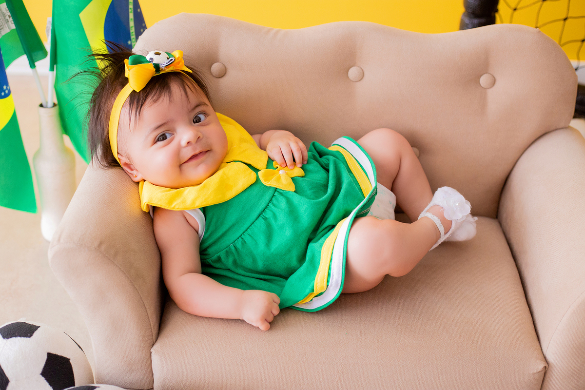 acompanhamento mensal de bebe caxias do sul figurino cenario tematico  personagem foto infantil serra gaucha fotografia familia mundo azul rosa ensaio fotografico crianca newborn baby menino menina smash the cake esmague o bolo banheira urso circo