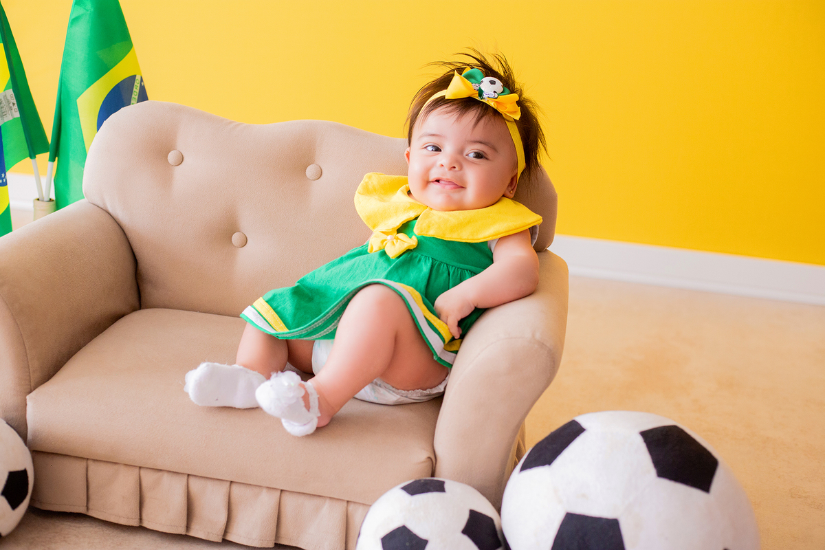 acompanhamento mensal de bebe caxias do sul figurino cenario tematico  personagem foto infantil serra gaucha fotografia familia mundo azul rosa ensaio fotografico crianca newborn baby menino menina smash the cake esmague o bolo banheira urso circo