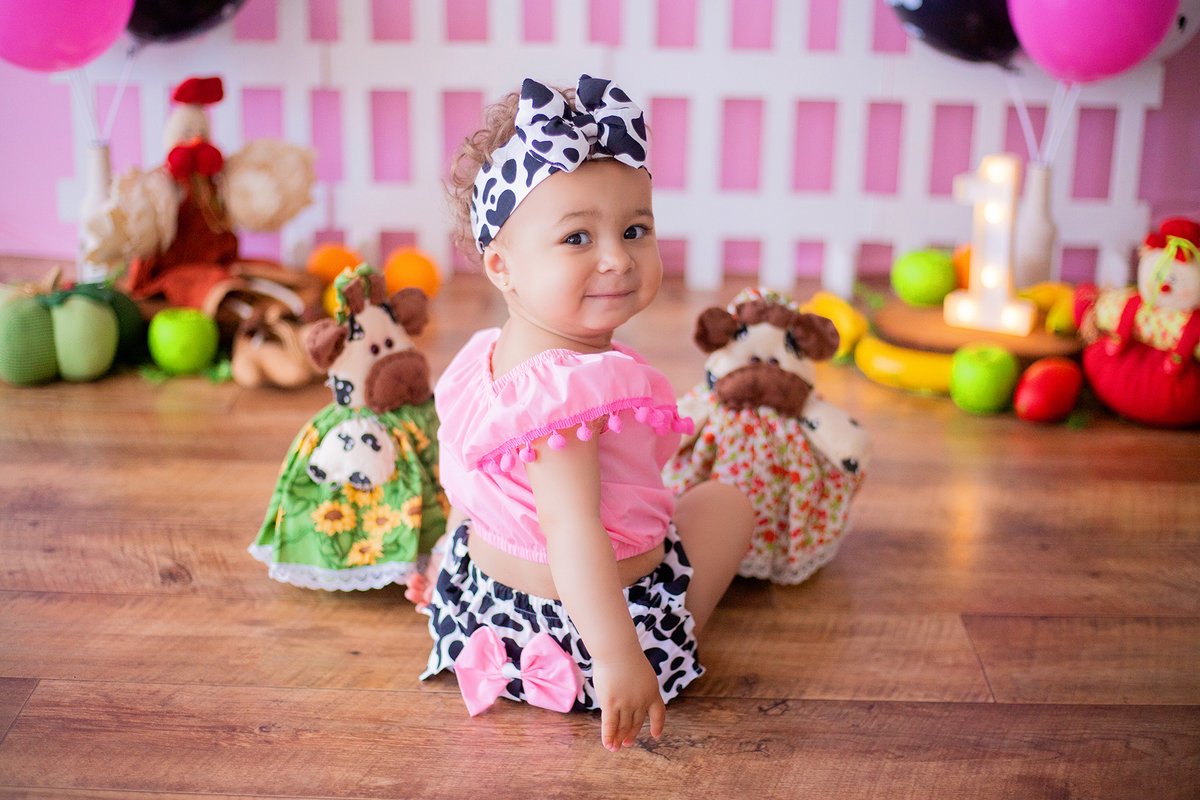acompanhamento mensal de bebe caxias do sul figurino cenario tematico  personagem foto infantil serra gaucha fotografia familia mundo azul rosa ensaio fotografico crianca newborn baby menino menina smash the cake esmague o bolo banheira urso circo