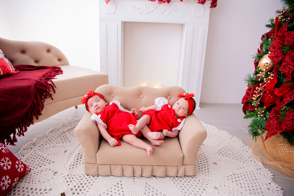 acompanhamento mensal de bebe caxias do sul figurino cenario tematico  personagem foto infantil serra gaucha fotografia familia mundo azul rosa ensaio fotografico crianca newborn baby menino menina smash the cake esmague o bolo banheira urso circo