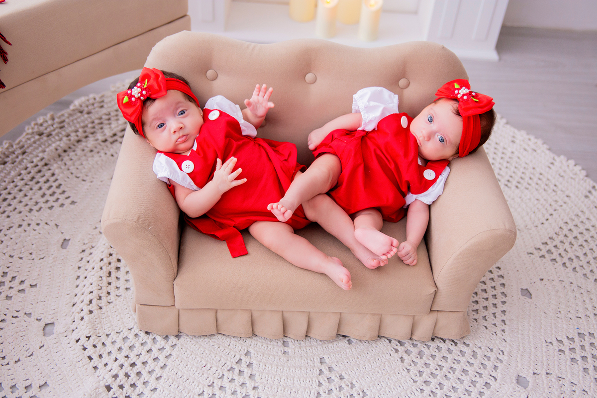 acompanhamento mensal de bebe caxias do sul figurino cenario tematico  personagem foto infantil serra gaucha fotografia familia mundo azul rosa ensaio fotografico crianca newborn baby menino menina smash the cake esmague o bolo banheira urso circo
