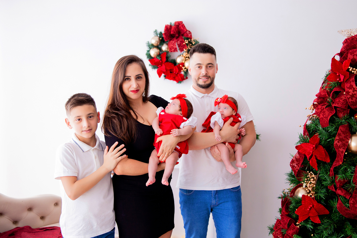 acompanhamento mensal de bebe caxias do sul figurino cenario tematico  personagem foto infantil serra gaucha fotografia familia mundo azul rosa ensaio fotografico crianca newborn baby menino menina smash the cake esmague o bolo banheira urso circo