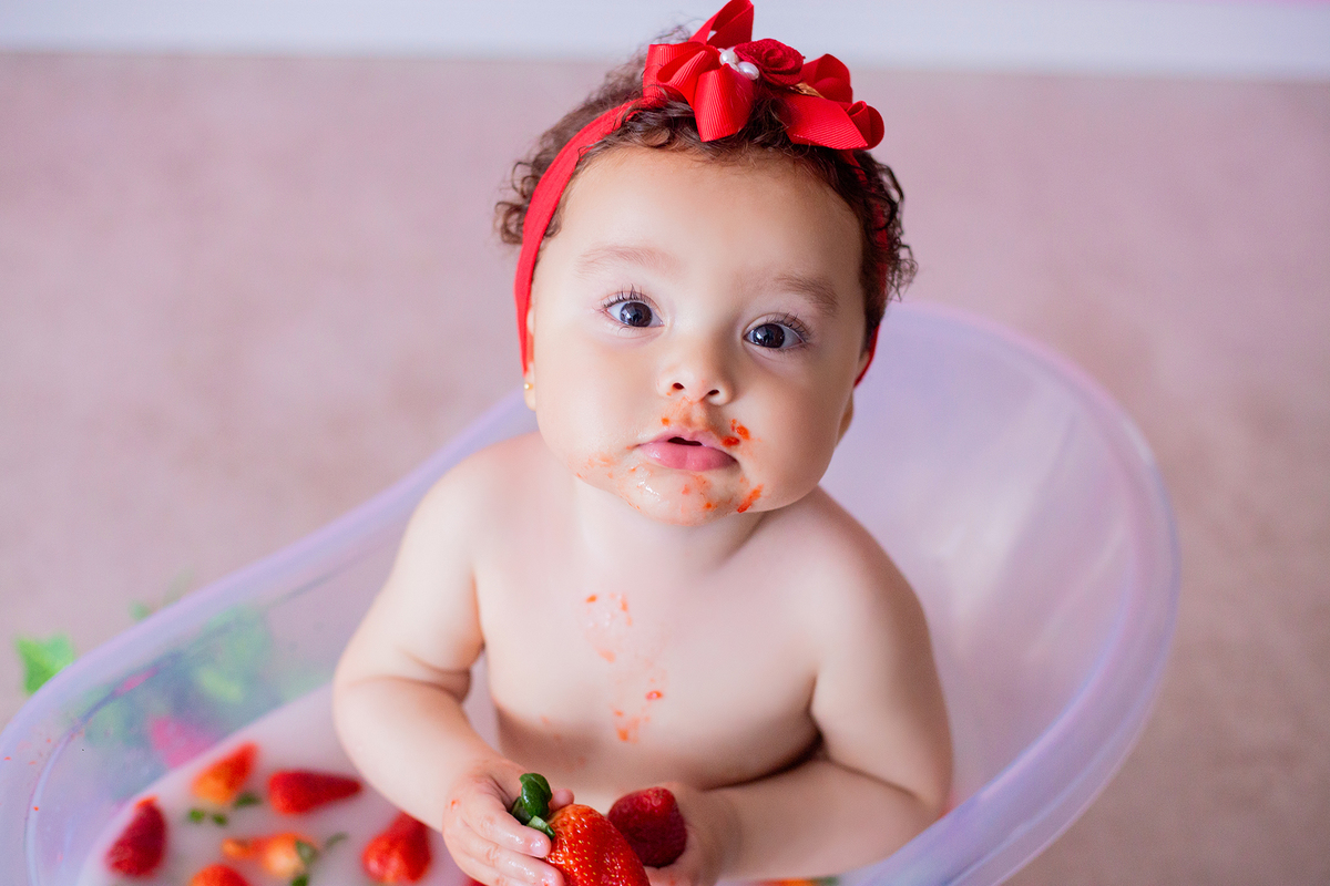 acompanhamento mensal de bebe caxias do sul figurino cenario tematico  personagem foto infantil serra gaucha fotografia familia mundo azul rosa ensaio fotografico crianca newborn baby menino menina smash the cake esmague o bolo banheira urso circo