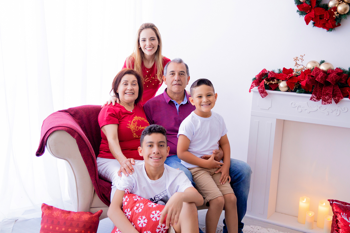 acompanhamento mensal de bebe caxias do sul figurino cenario tematico  personagem foto infantil serra gaucha fotografia familia mundo azul rosa ensaio fotografico crianca newborn baby menino menina smash the cake esmague o bolo banheira urso circo