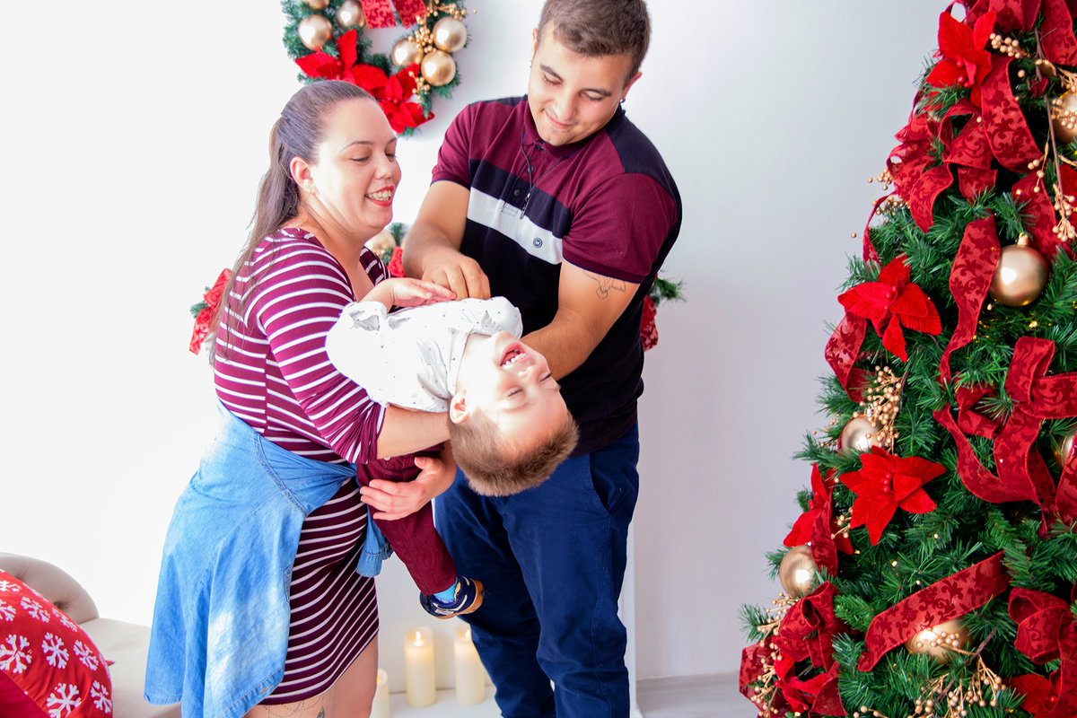acompanhamento mensal de bebe caxias do sul figurino cenario tematico  personagem foto infantil serra gaucha fotografia familia mundo azul rosa ensaio fotografico crianca newborn baby menino menina smash the cake esmague o bolo banheira urso circo