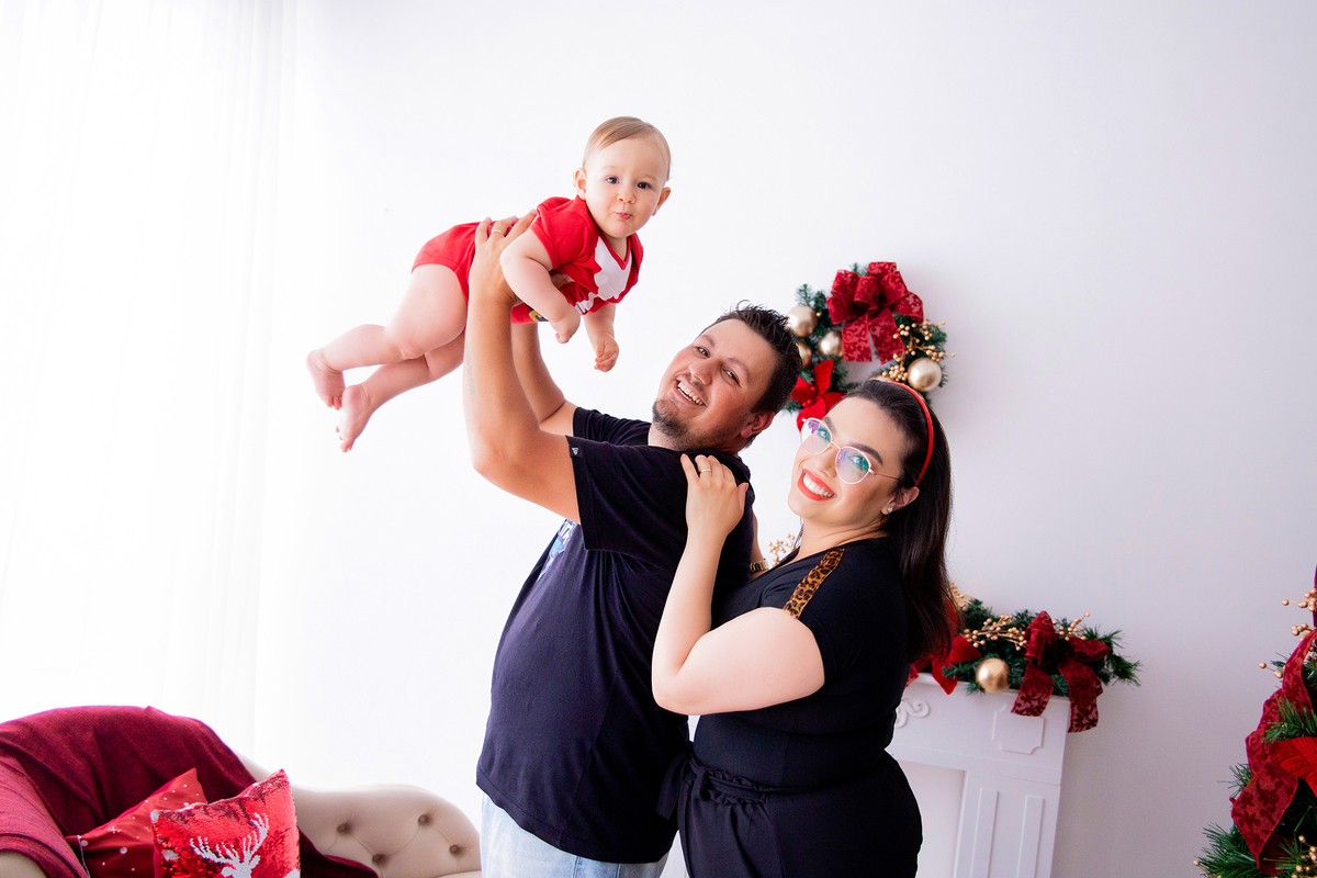 acompanhamento mensal de bebe caxias do sul figurino cenario tematico  personagem foto infantil serra gaucha fotografia familia mundo azul rosa ensaio fotografico crianca newborn baby menino menina smash the cake esmague o bolo banheira urso circo