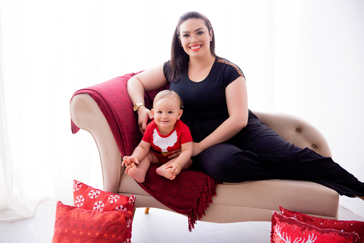 acompanhamento mensal de bebe caxias do sul figurino cenario tematico  personagem foto infantil serra gaucha fotografia familia mundo azul rosa ensaio fotografico crianca newborn baby menino menina smash the cake esmague o bolo banheira urso circo