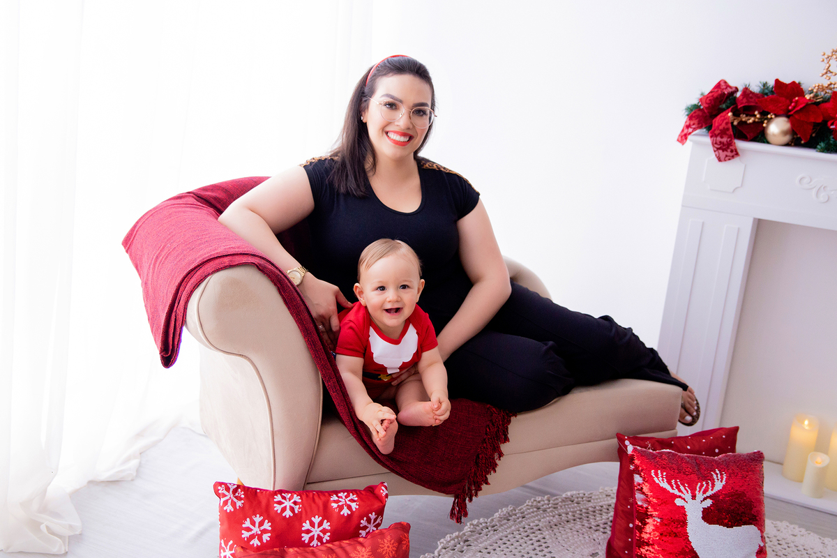 acompanhamento mensal de bebe caxias do sul figurino cenario tematico  personagem foto infantil serra gaucha fotografia familia mundo azul rosa ensaio fotografico crianca newborn baby menino menina smash the cake esmague o bolo banheira urso circo