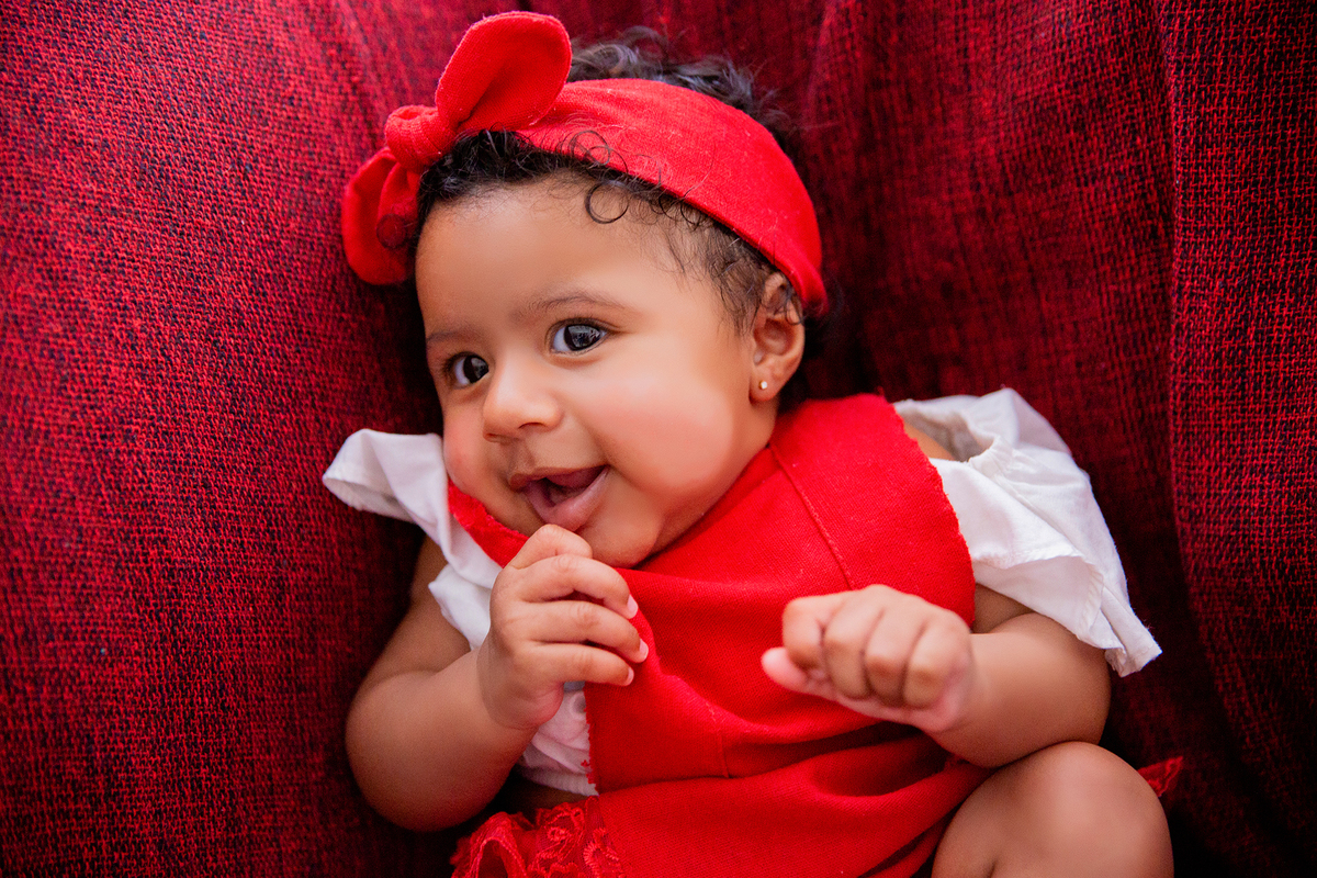 acompanhamento mensal de bebe caxias do sul figurino cenario tematico  personagem foto infantil serra gaucha fotografia familia mundo azul rosa ensaio fotografico crianca newborn baby menino menina smash the cake esmague o bolo banheira urso circo