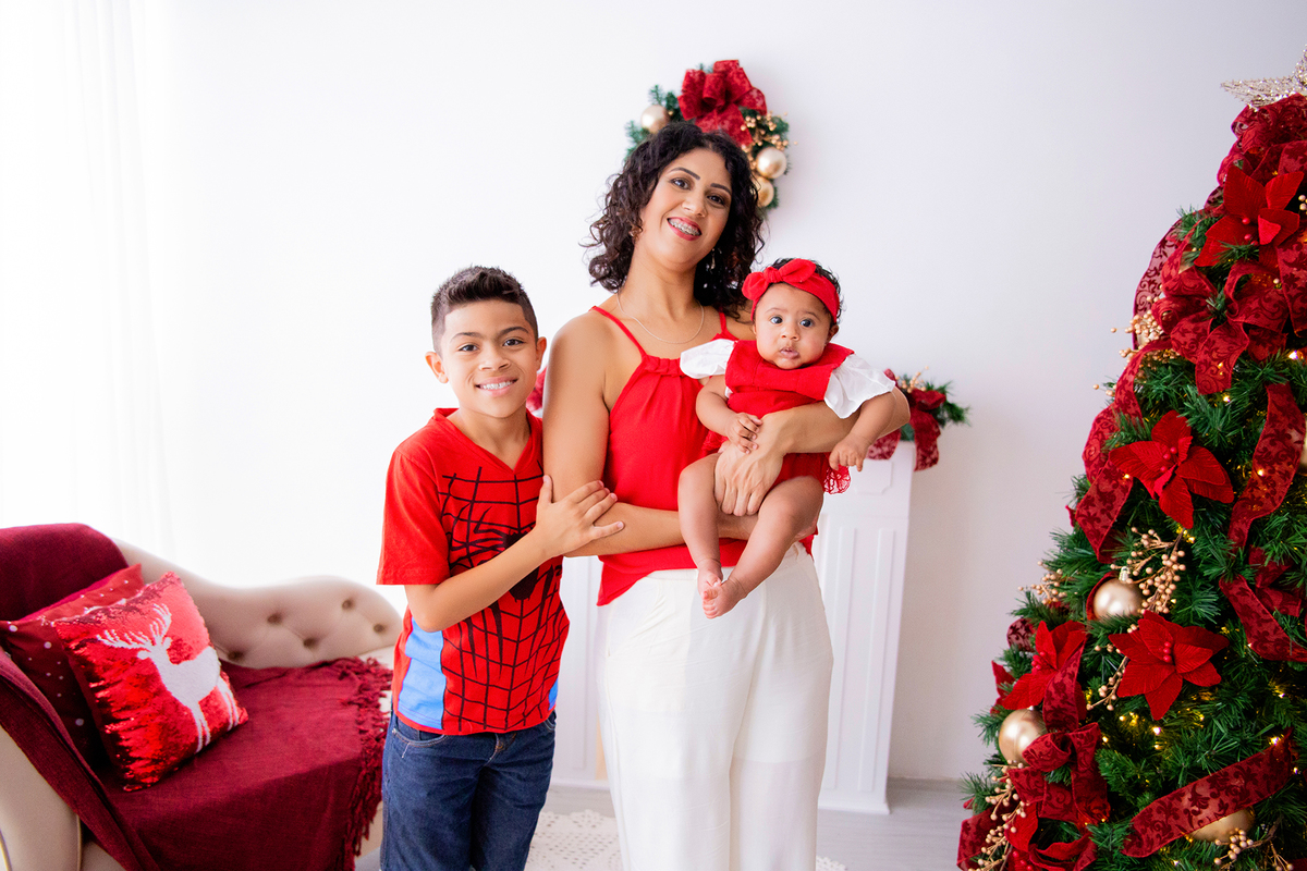 acompanhamento mensal de bebe caxias do sul figurino cenario tematico  personagem foto infantil serra gaucha fotografia familia mundo azul rosa ensaio fotografico crianca newborn baby menino menina smash the cake esmague o bolo banheira urso circo