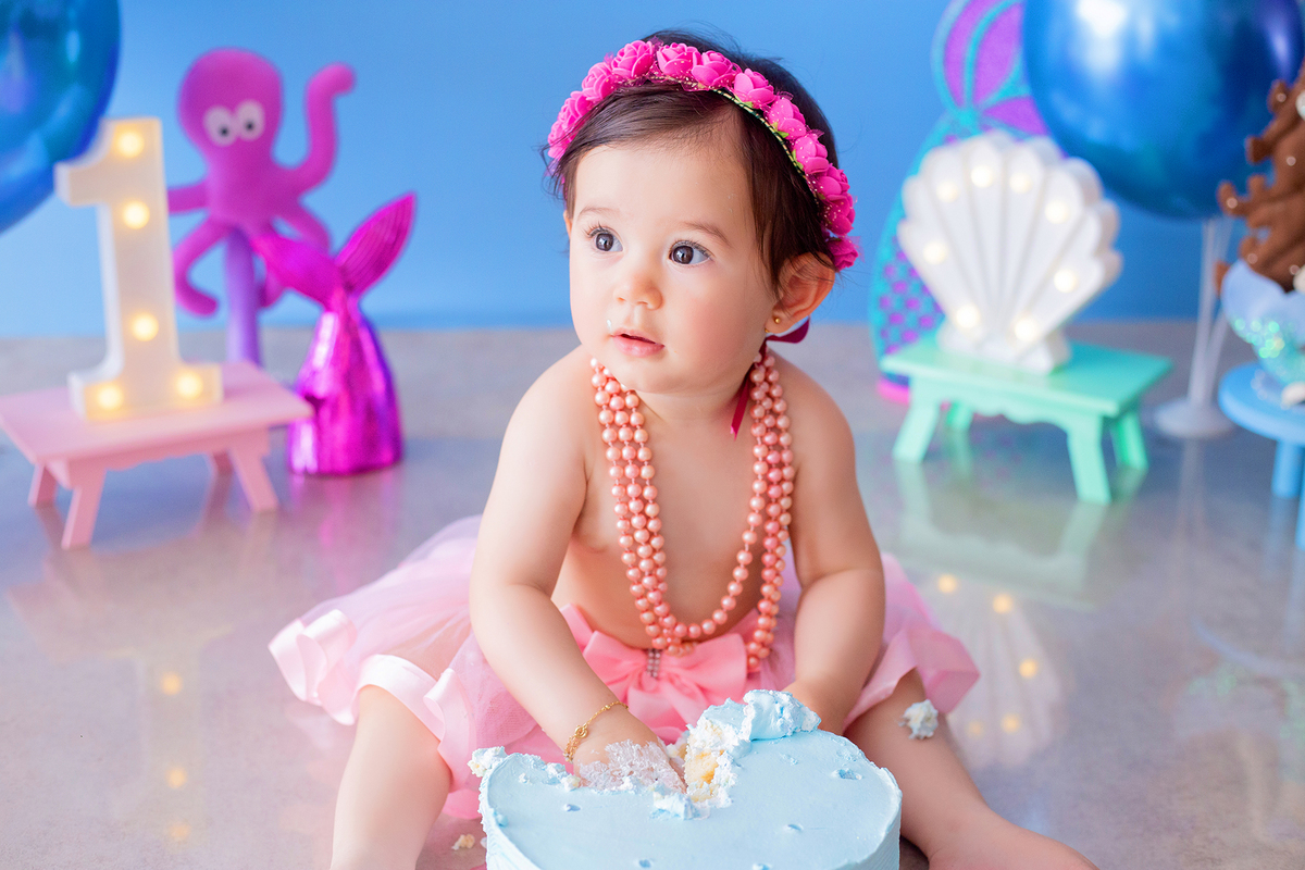 acompanhamento mensal de bebe caxias do sul figurino cenario tematico  personagem foto infantil serra gaucha fotografia familia mundo azul rosa ensaio fotografico crianca newborn baby menino menina smash the cake esmague o bolo banheira urso circo