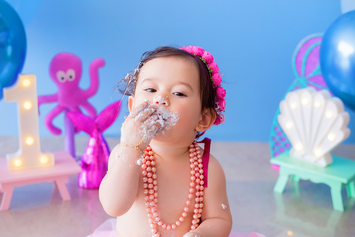 acompanhamento mensal de bebe caxias do sul figurino cenario tematico  personagem foto infantil serra gaucha fotografia familia mundo azul rosa ensaio fotografico crianca newborn baby menino menina smash the cake esmague o bolo banheira urso circo