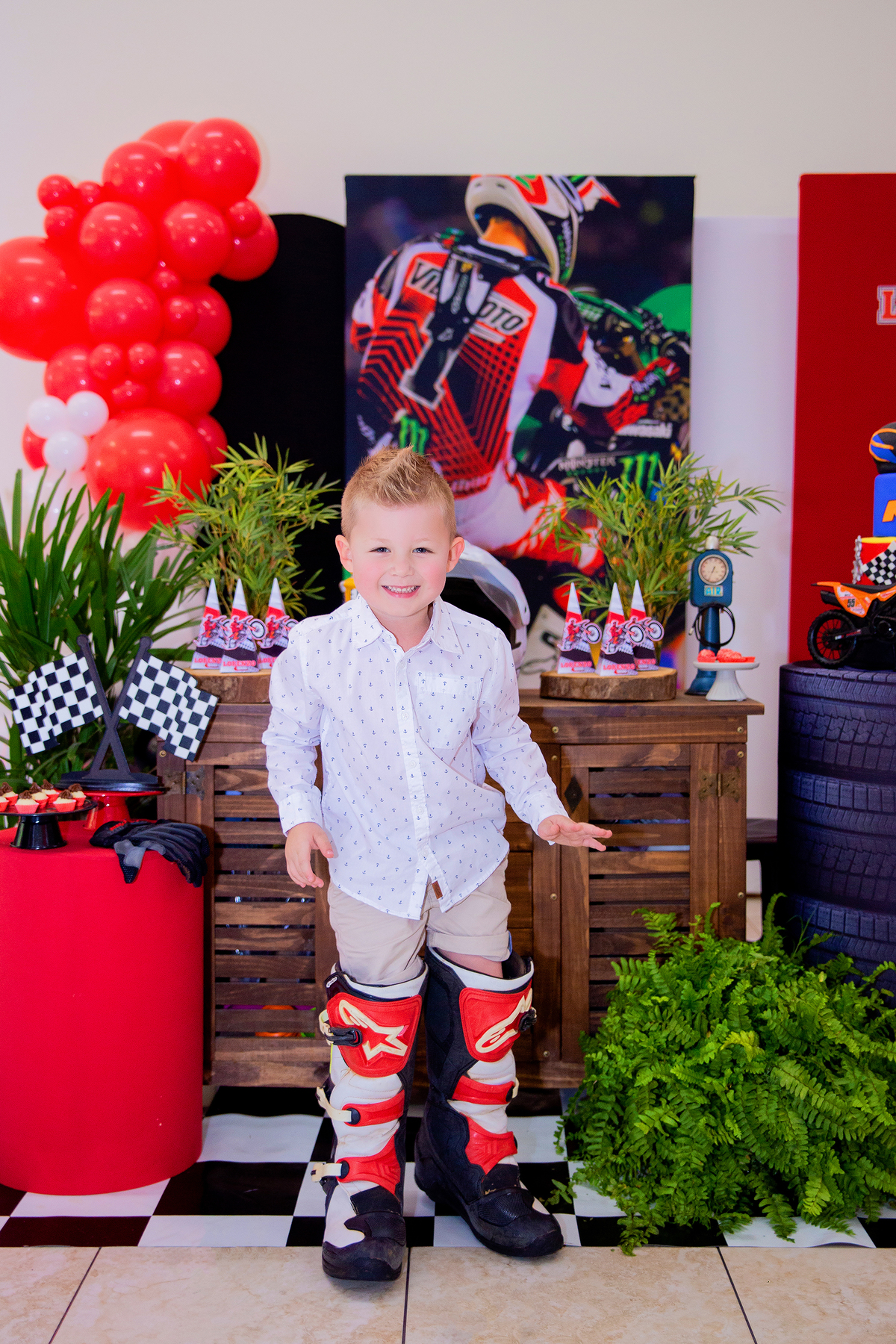 acompanhamento mensal de bebe caxias do sul figurino cenario tematico  personagem foto infantil serra gaucha fotografia familia mundo azul rosa ensaio fotografico crianca newborn baby menino menina smash the cake esmague o bolo banheira urso circo