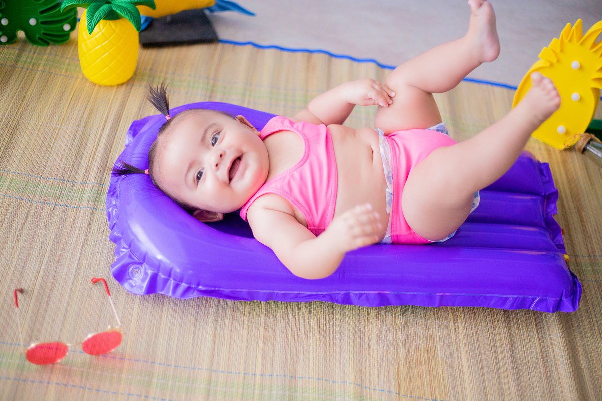 acompanhamento mensal de bebe caxias do sul figurino cenario tematico  personagem foto infantil serra gaucha fotografia familia mundo azul rosa ensaio fotografico crianca newborn baby menino menina smash the cake esmague o bolo banheira urso circo