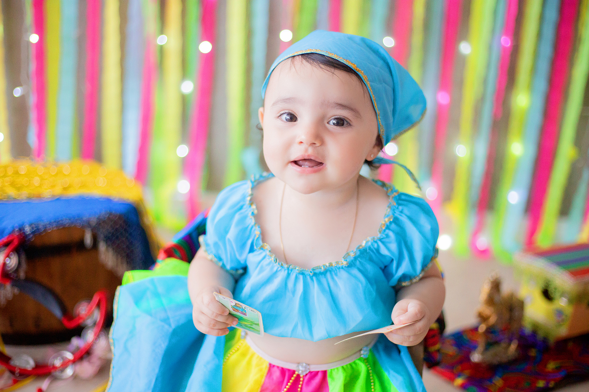 acompanhamento mensal de bebe caxias do sul figurino cenario tematico  personagem foto infantil serra gaucha fotografia familia mundo azul rosa ensaio fotografico crianca newborn baby menino menina smash the cake esmague o bolo banheira urso circo