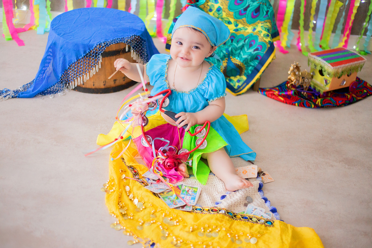 acompanhamento mensal de bebe caxias do sul figurino cenario tematico  personagem foto infantil serra gaucha fotografia familia mundo azul rosa ensaio fotografico crianca newborn baby menino menina smash the cake esmague o bolo banheira urso circo