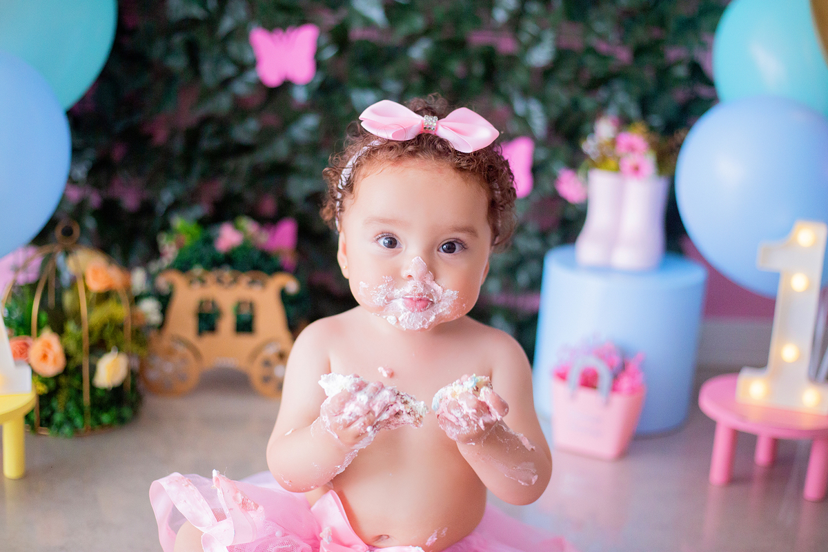acompanhamento mensal de bebe caxias do sul figurino cenario tematico  personagem foto infantil serra gaucha fotografia familia mundo azul rosa ensaio fotografico crianca newborn baby menino menina smash the cake esmague o bolo banheira urso circo