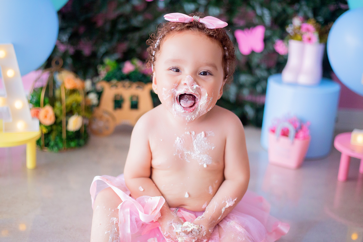 acompanhamento mensal de bebe caxias do sul figurino cenario tematico  personagem foto infantil serra gaucha fotografia familia mundo azul rosa ensaio fotografico crianca newborn baby menino menina smash the cake esmague o bolo banheira urso circo