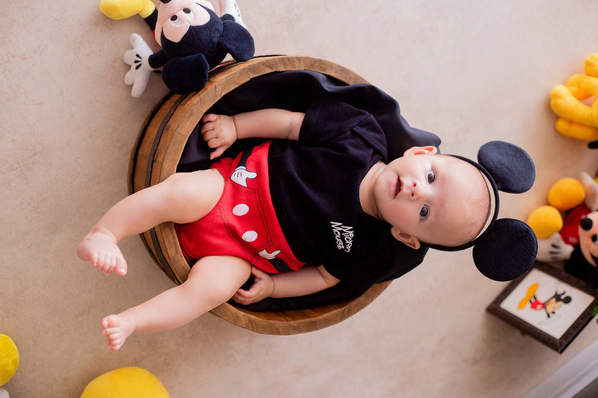 acompanhamento mensal de bebe caxias do sul figurino cenario tematico  personagem foto infantil serra gaucha fotografia familia mundo azul rosa ensaio fotografico crianca newborn baby menino menina smash the cake esmague o bolo banheira urso circo