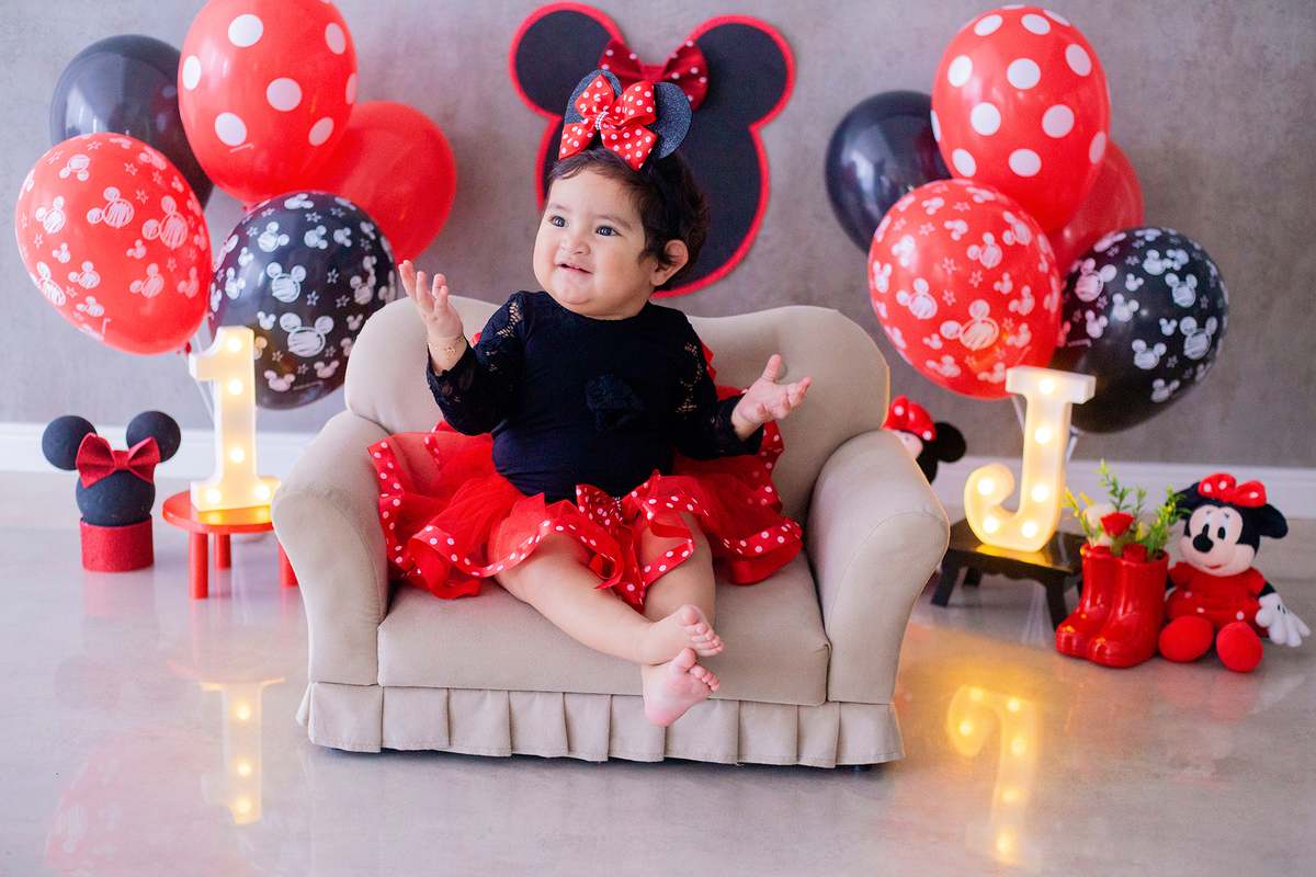 acompanhamento mensal de bebe caxias do sul figurino cenario tematico  personagem foto infantil serra gaucha fotografia familia mundo azul rosa ensaio fotografico crianca newborn baby menino menina smash the cake esmague o bolo banheira urso circo