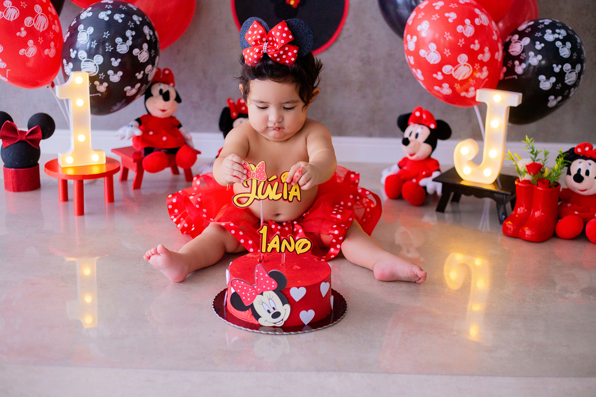 acompanhamento mensal de bebe caxias do sul figurino cenario tematico  personagem foto infantil serra gaucha fotografia familia mundo azul rosa ensaio fotografico crianca newborn baby menino menina smash the cake esmague o bolo banheira urso circo