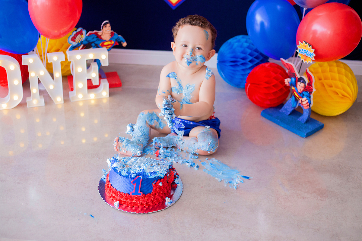 acompanhamento mensal de bebe caxias do sul figurino cenario tematico  personagem foto infantil serra gaucha fotografia familia mundo azul rosa ensaio fotografico crianca newborn baby menino menina smash the cake esmague o bolo banheira urso circo
