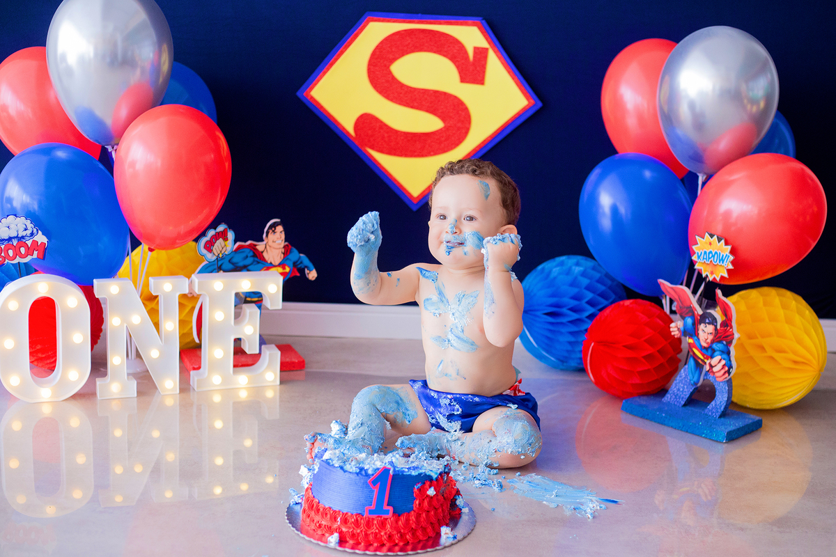acompanhamento mensal de bebe caxias do sul figurino cenario tematico  personagem foto infantil serra gaucha fotografia familia mundo azul rosa ensaio fotografico crianca newborn baby menino menina smash the cake esmague o bolo banheira urso circo