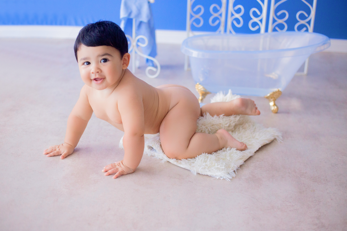 acompanhamento mensal de bebe caxias do sul figurino cenario tematico  personagem foto infantil serra gaucha fotografia familia mundo azul rosa ensaio fotografico crianca newborn baby menino menina smash the cake esmague o bolo banheira urso circo