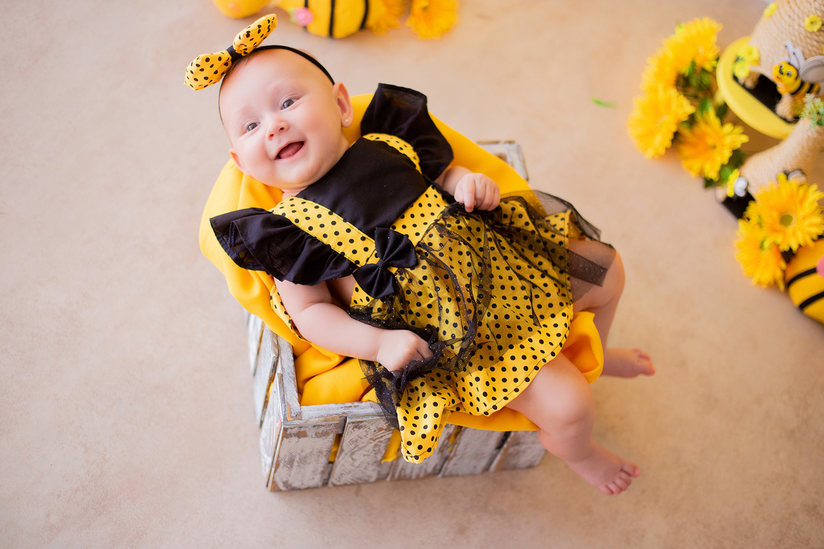 acompanhamento mensal de bebe caxias do sul figurino cenario tematico  personagem foto infantil serra gaucha fotografia familia mundo azul rosa ensaio fotografico crianca newborn baby menino menina smash the cake esmague o bolo banheira urso circo