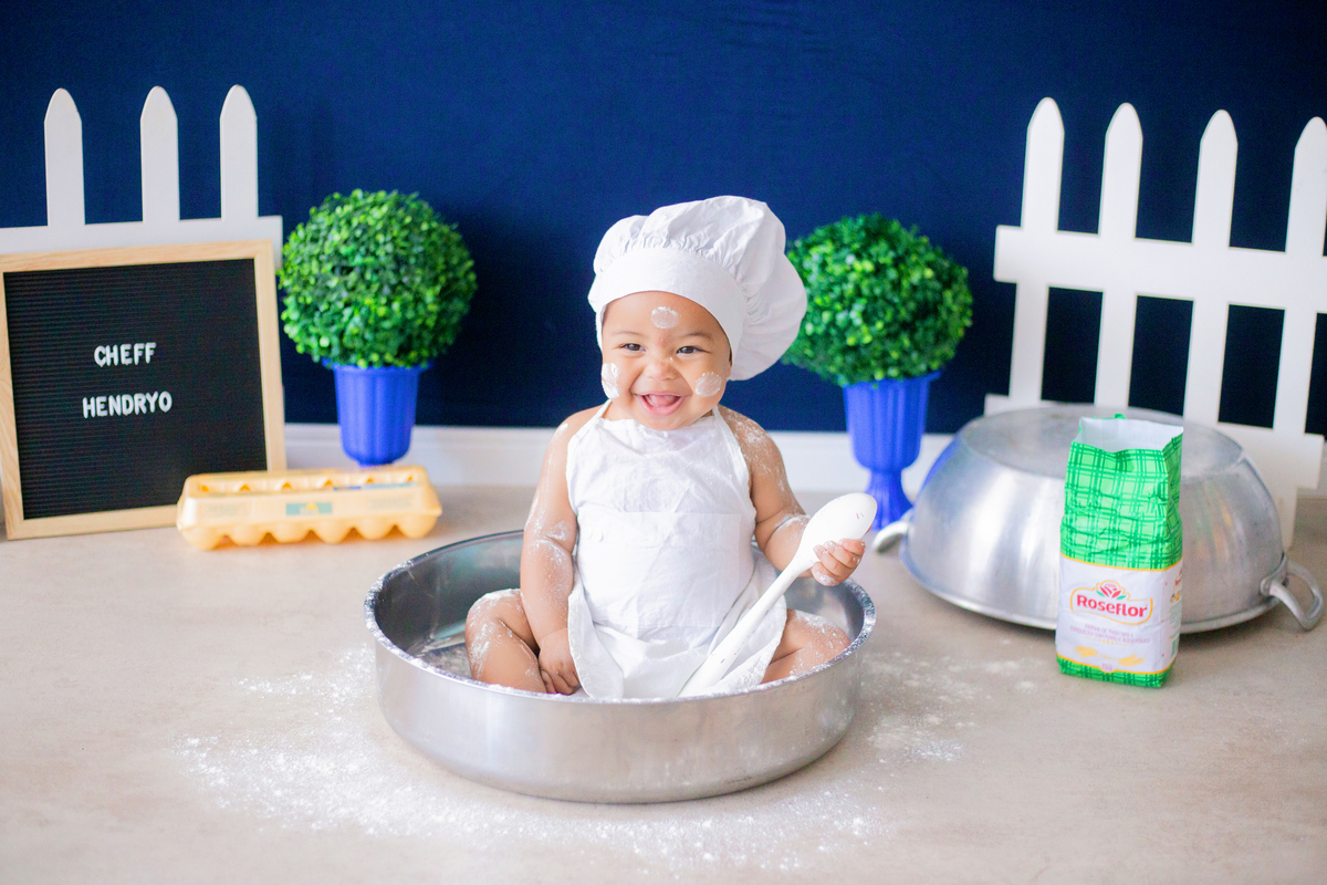 acompanhamento mensal de bebe caxias do sul figurino cenario tematico  personagem foto infantil serra gaucha fotografia familia mundo azul rosa ensaio fotografico crianca newborn baby menino menina smash the cake esmague o bolo banheira urso circo