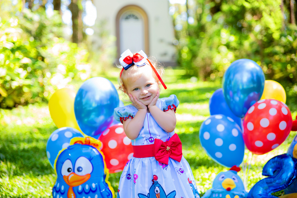 acompanhamento mensal de bebe caxias do sul figurino cenario tematico  personagem foto infantil serra gaucha fotografia familia mundo azul rosa ensaio fotografico crianca newborn baby menino menina smash the cake esmague o bolo banheira urso circo