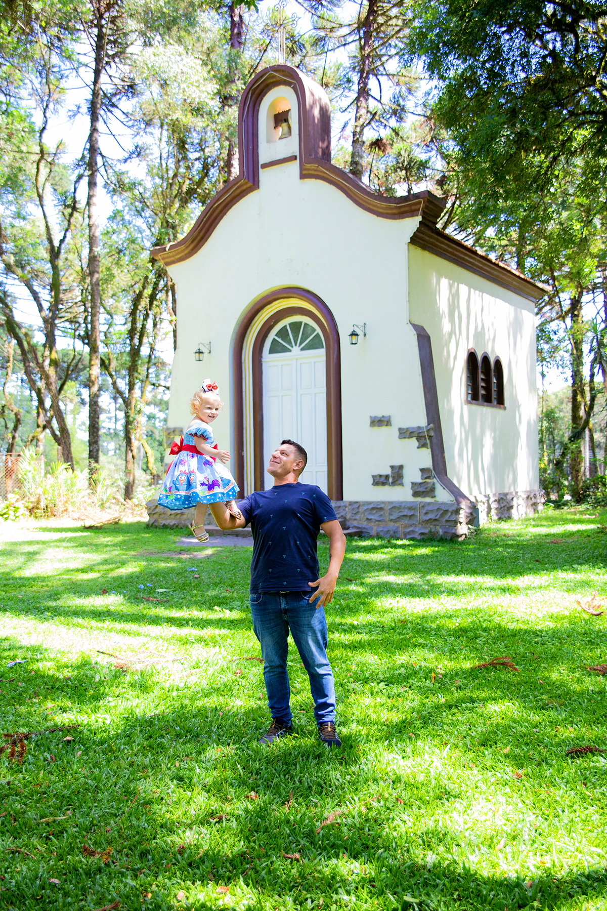 acompanhamento mensal de bebe caxias do sul figurino cenario tematico  personagem foto infantil serra gaucha fotografia familia mundo azul rosa ensaio fotografico crianca newborn baby menino menina smash the cake esmague o bolo banheira urso circo