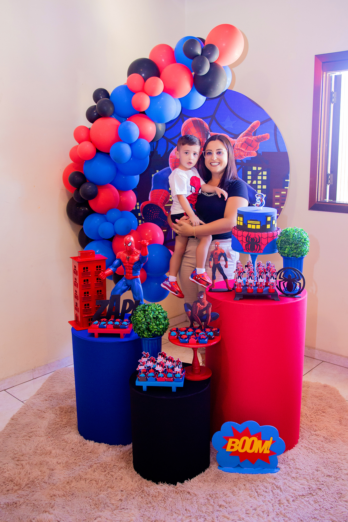 acompanhamento mensal de bebe caxias do sul figurino cenario tematico  personagem foto infantil serra gaucha fotografia familia mundo azul rosa ensaio fotografico crianca newborn baby menino menina smash the cake esmague o bolo banheira urso circo