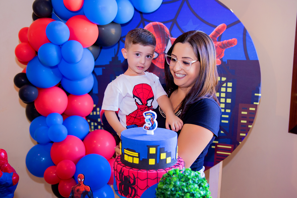 acompanhamento mensal de bebe caxias do sul figurino cenario tematico  personagem foto infantil serra gaucha fotografia familia mundo azul rosa ensaio fotografico crianca newborn baby menino menina smash the cake esmague o bolo banheira urso circo