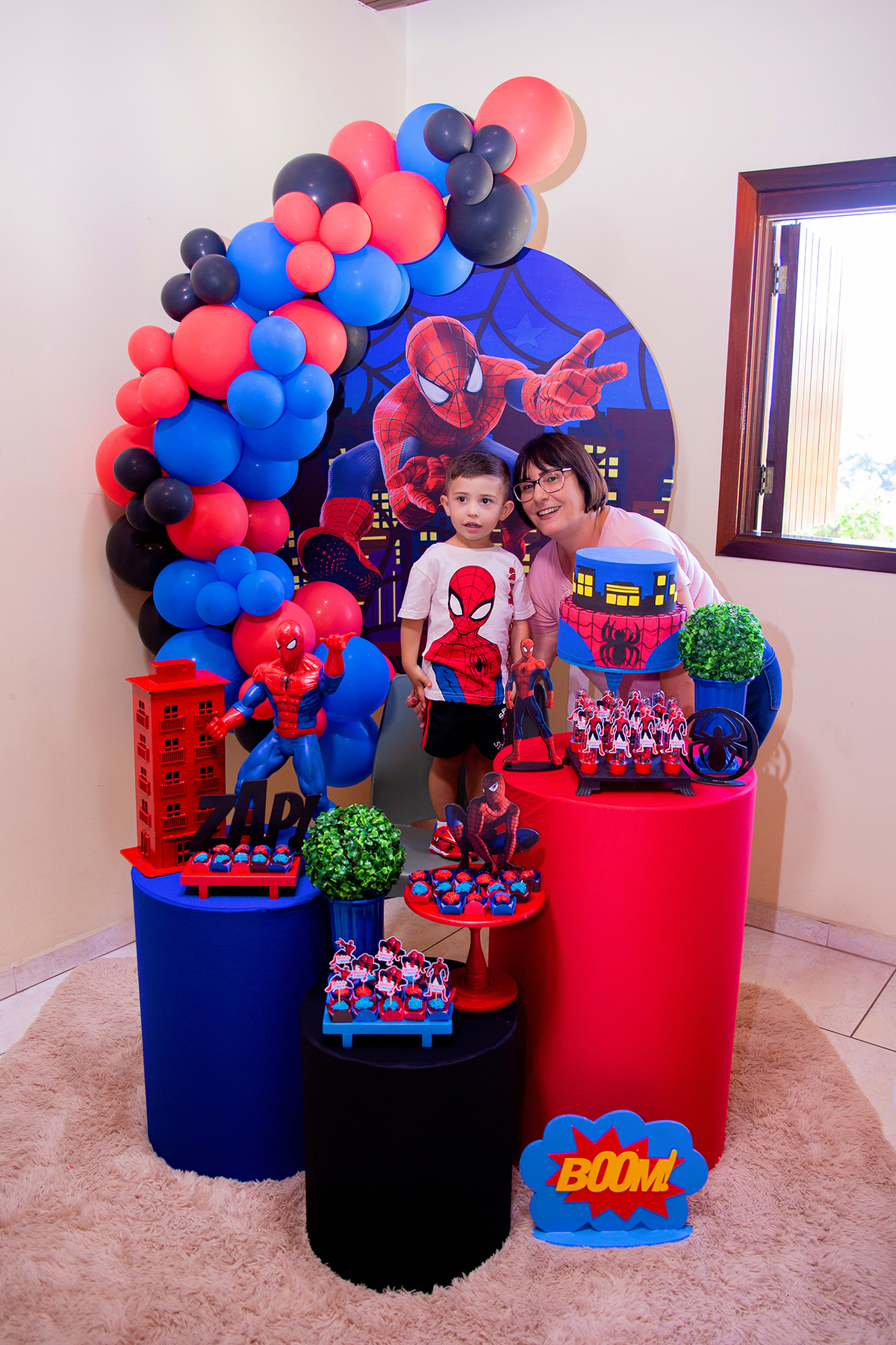 acompanhamento mensal de bebe caxias do sul figurino cenario tematico  personagem foto infantil serra gaucha fotografia familia mundo azul rosa ensaio fotografico crianca newborn baby menino menina smash the cake esmague o bolo banheira urso circo