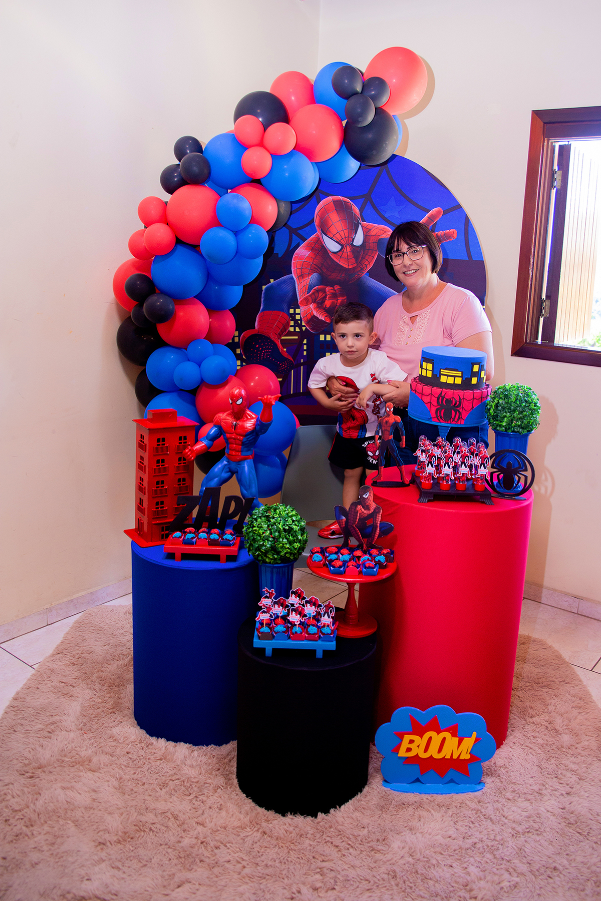 acompanhamento mensal de bebe caxias do sul figurino cenario tematico  personagem foto infantil serra gaucha fotografia familia mundo azul rosa ensaio fotografico crianca newborn baby menino menina smash the cake esmague o bolo banheira urso circo