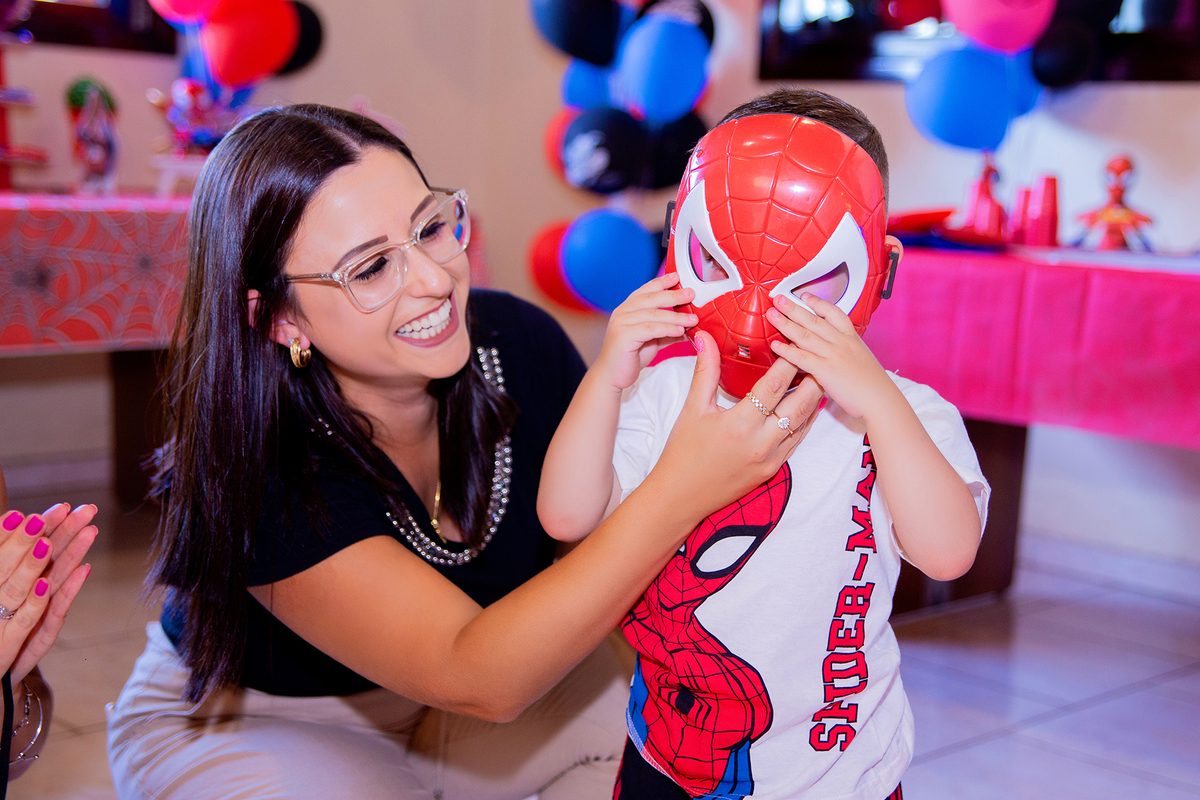 acompanhamento mensal de bebe caxias do sul figurino cenario tematico  personagem foto infantil serra gaucha fotografia familia mundo azul rosa ensaio fotografico crianca newborn baby menino menina smash the cake esmague o bolo banheira urso circo