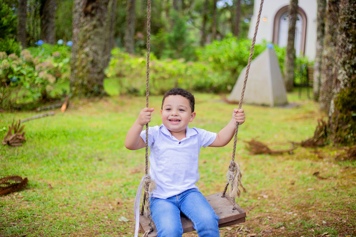 acompanhamento mensal de bebe caxias do sul figurino cenario tematico  personagem foto infantil serra gaucha fotografia familia mundo azul rosa ensaio fotografico crianca newborn baby menino menina smash the cake esmague o bolo banheira urso circo