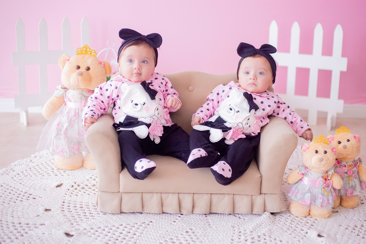 acompanhamento mensal de bebe caxias do sul figurino cenario tematico  personagem foto infantil serra gaucha fotografia familia mundo azul rosa ensaio fotografico crianca newborn baby menino menina smash the cake esmague o bolo banheira urso circo