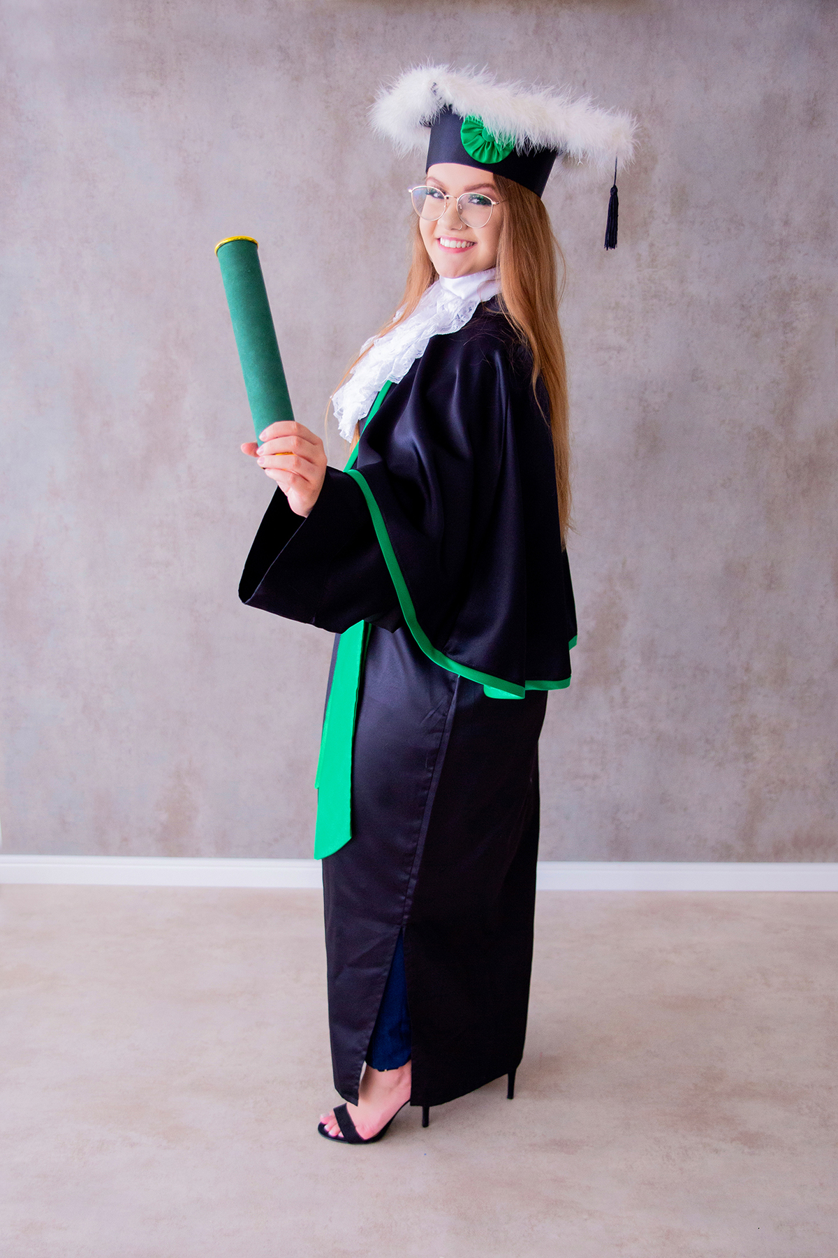 acompanhamento mensal de bebe caxias do sul figurino cenario tematico  personagem foto infantil serra gaucha fotografia familia mundo azul rosa ensaio fotografico crianca newborn baby menino menina smash the cake esmague o bolo banheira urso circo