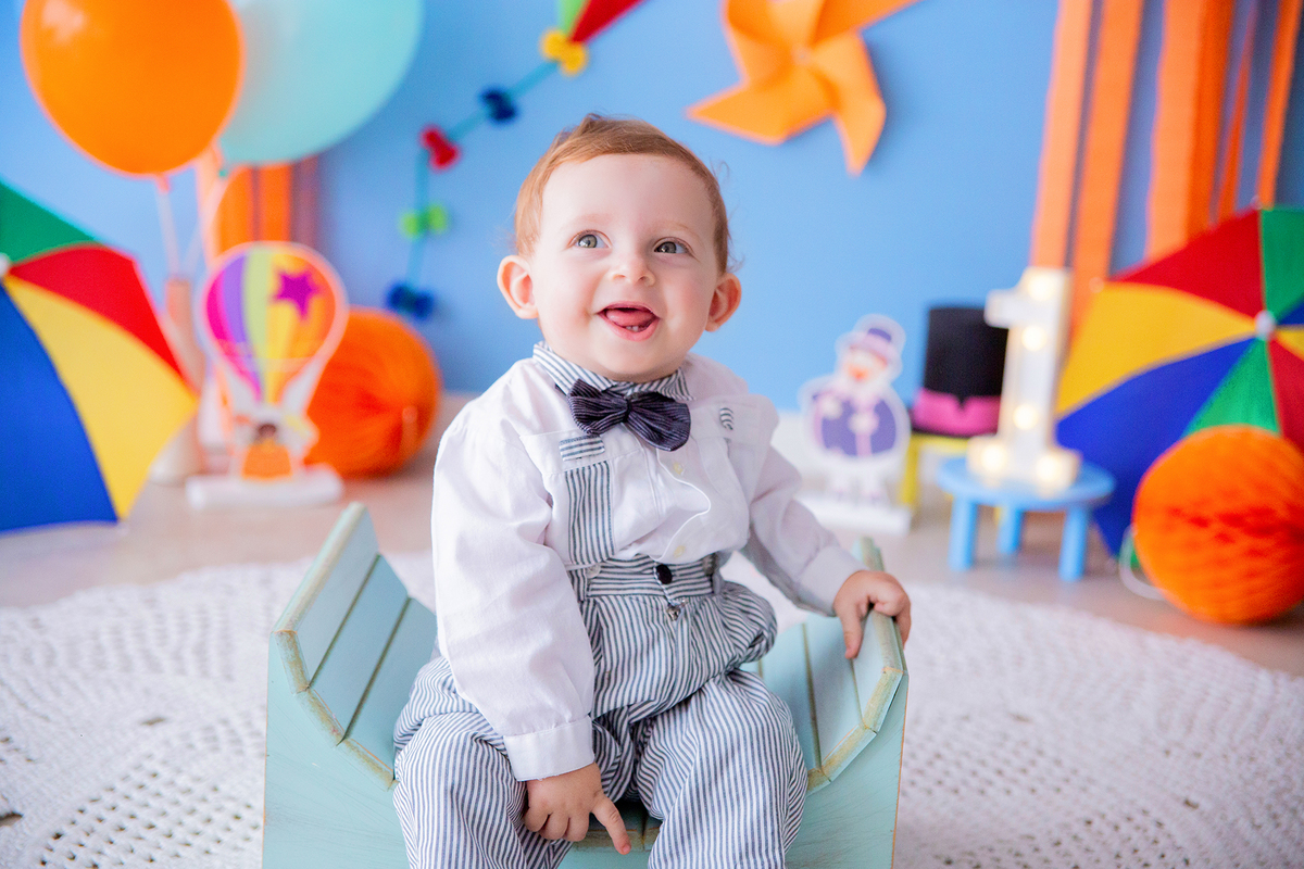 acompanhamento mensal de bebe caxias do sul figurino cenario tematico  personagem foto infantil serra gaucha fotografia familia mundo azul rosa ensaio fotografico crianca newborn baby menino menina smash the cake esmague o bolo banheira urso circo