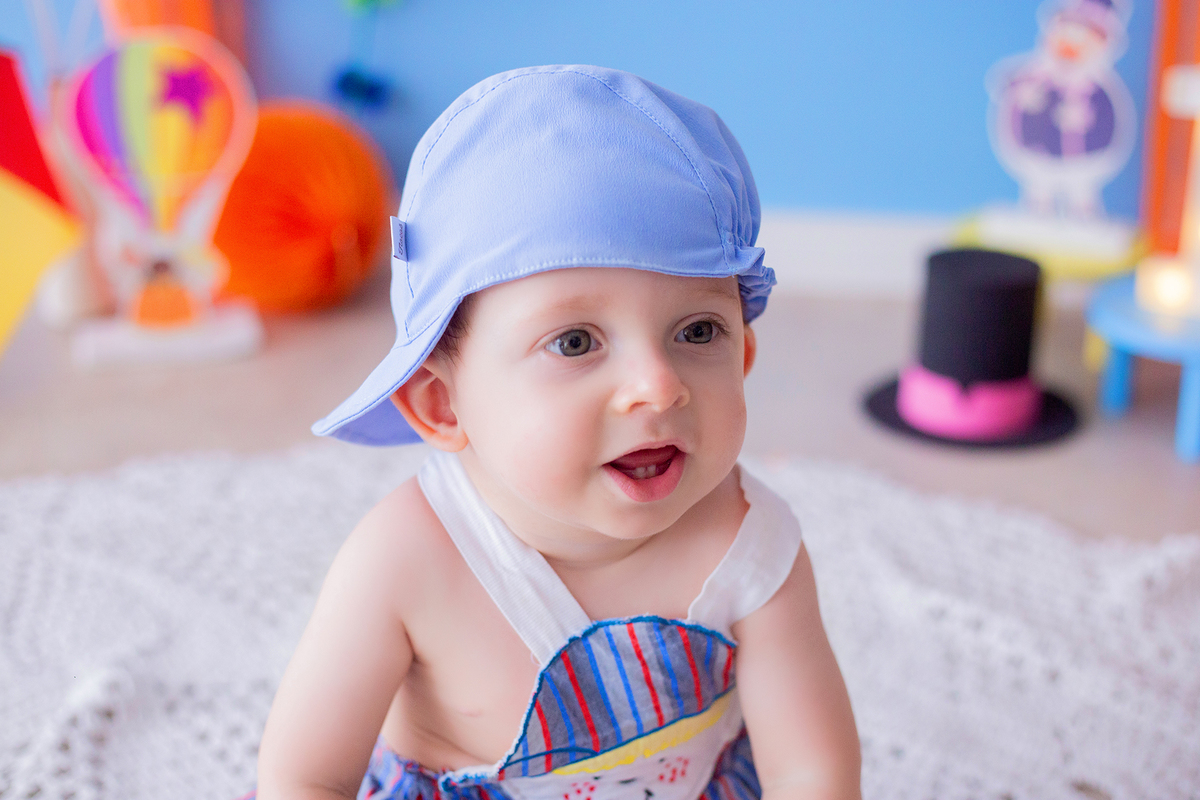 acompanhamento mensal de bebe caxias do sul figurino cenario tematico  personagem foto infantil serra gaucha fotografia familia mundo azul rosa ensaio fotografico crianca newborn baby menino menina smash the cake esmague o bolo banheira urso circo