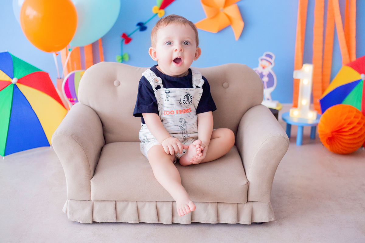 acompanhamento mensal de bebe caxias do sul figurino cenario tematico  personagem foto infantil serra gaucha fotografia familia mundo azul rosa ensaio fotografico crianca newborn baby menino menina smash the cake esmague o bolo banheira urso circo