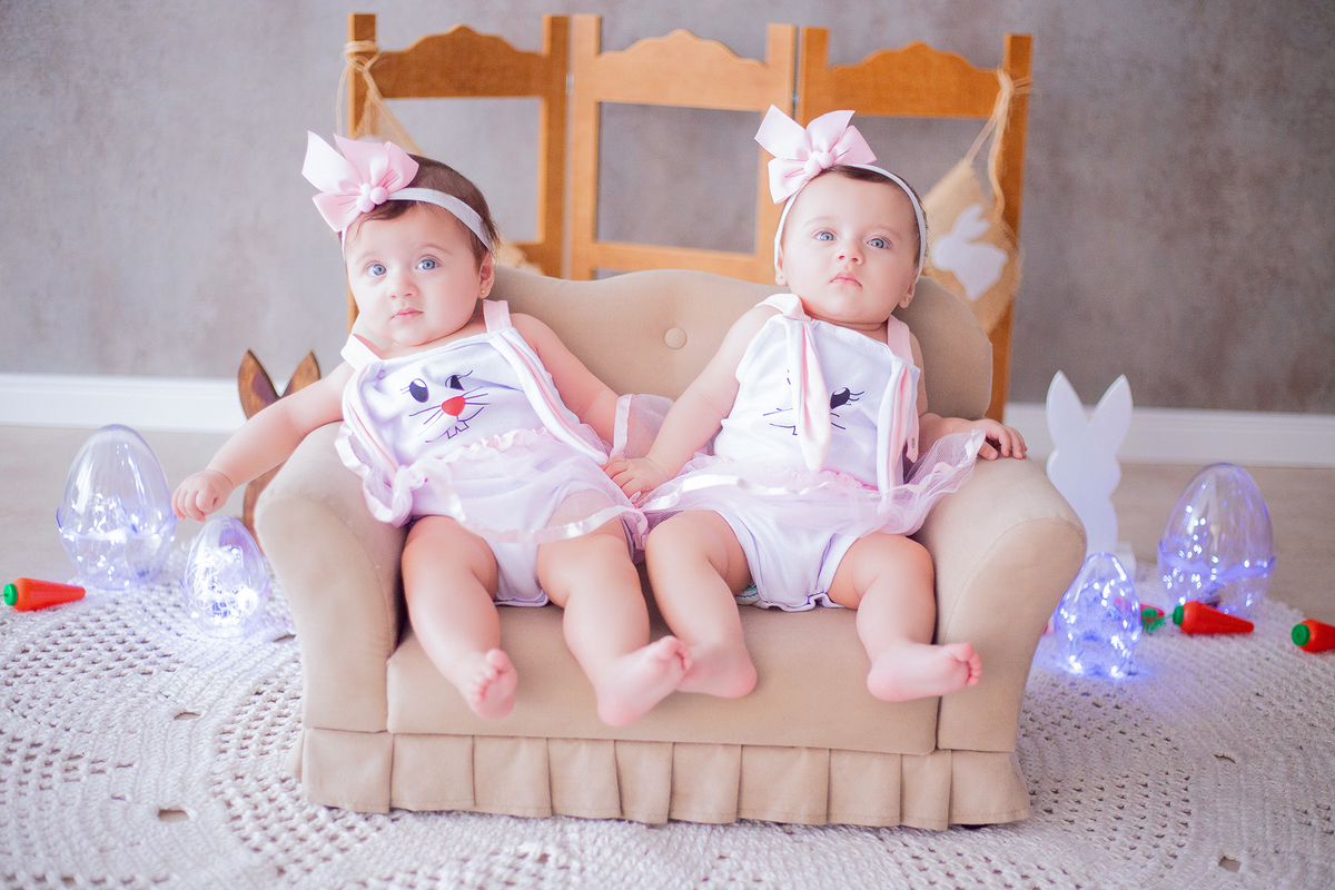 acompanhamento mensal de bebe caxias do sul figurino cenario tematico  personagem foto infantil serra gaucha fotografia familia mundo azul rosa ensaio fotografico crianca newborn baby menino menina smash the cake esmague o bolo banheira urso circo