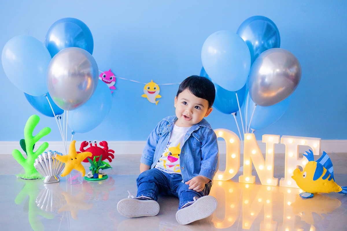 acompanhamento mensal de bebe caxias do sul figurino cenario tematico  personagem foto infantil serra gaucha fotografia familia mundo azul rosa ensaio fotografico crianca newborn baby menino menina smash the cake esmague o bolo banheira urso circo