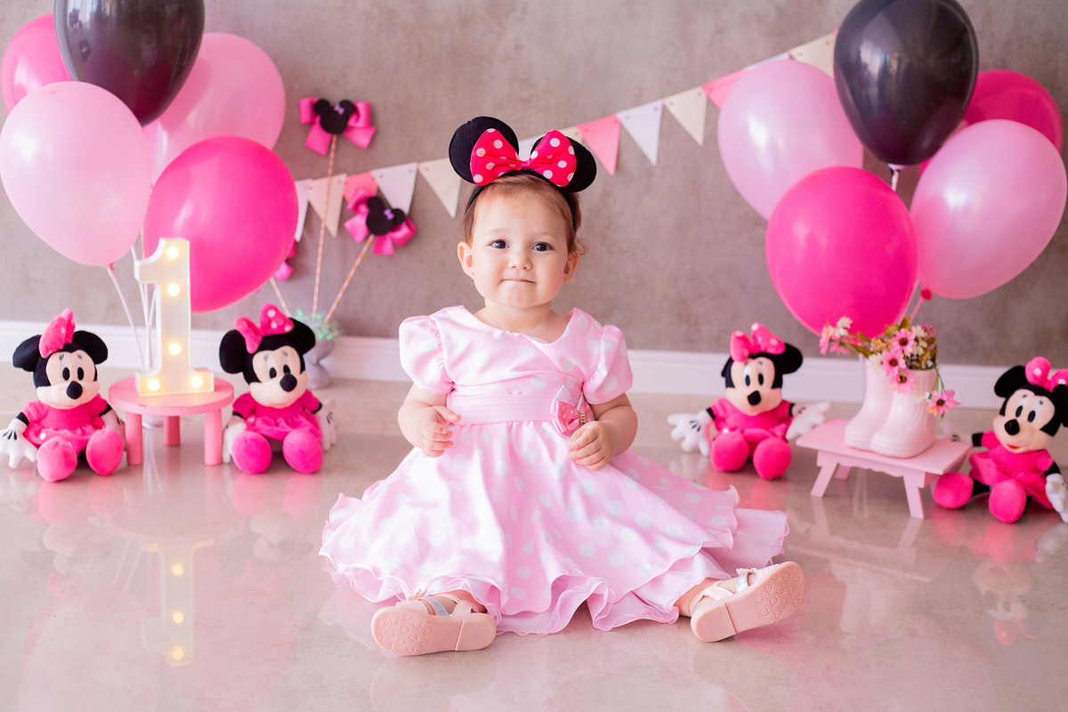 acompanhamento mensal de bebe caxias do sul figurino cenario tematico  personagem foto infantil serra gaucha fotografia familia mundo azul rosa ensaio fotografico crianca newborn baby menino menina smash the cake esmague o bolo banheira urso circo