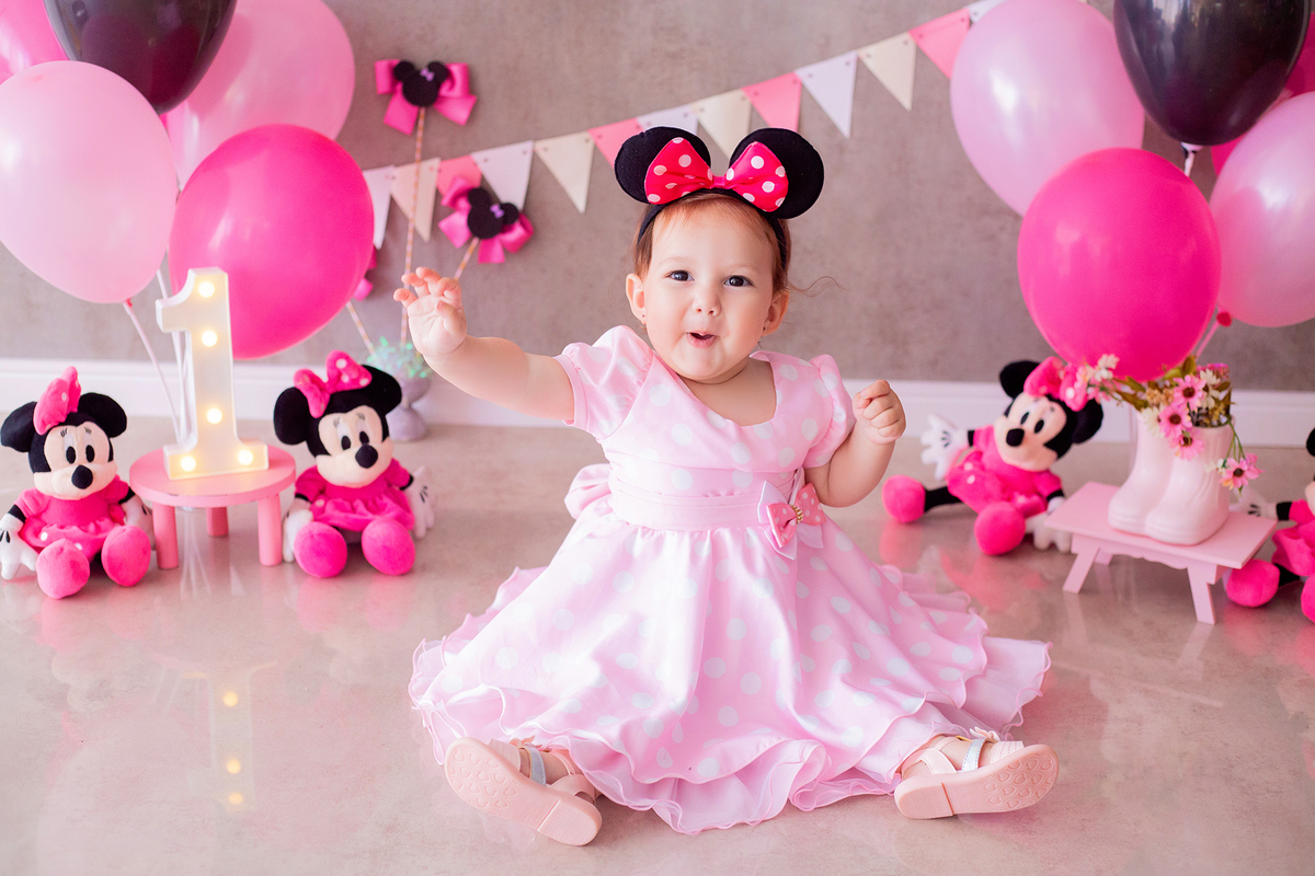 acompanhamento mensal de bebe caxias do sul figurino cenario tematico  personagem foto infantil serra gaucha fotografia familia mundo azul rosa ensaio fotografico crianca newborn baby menino menina smash the cake esmague o bolo banheira urso circo